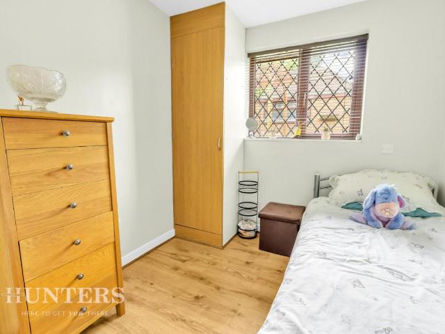 House for sale in Wardle, Burnedge