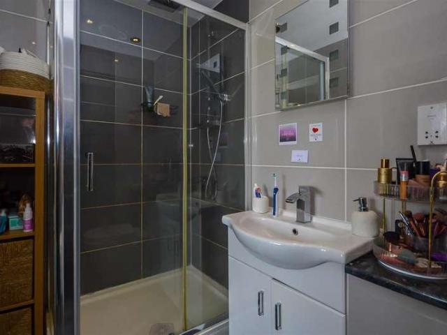 House for sale in Normanton and Altofts, Altofts