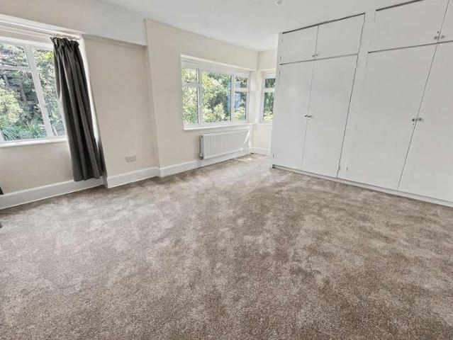 House for sale in West Cliff, Bournemouth