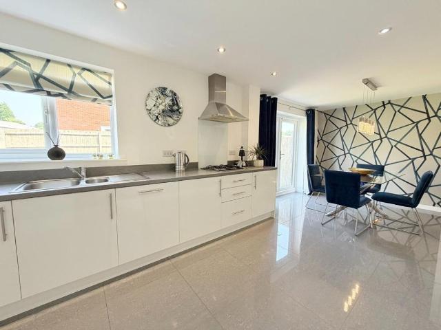 House for sale in Newton Wood, Greenheys