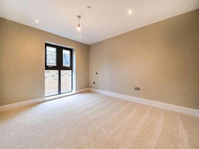 House for sale in Shepherd's Bush, Greater London