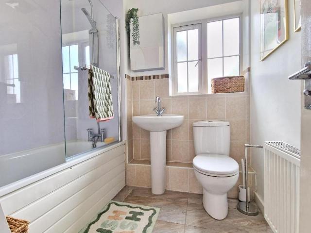 House for sale in Evershot, Oxfordshire