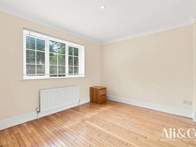 House for sale in Badgers Dene, Grays
