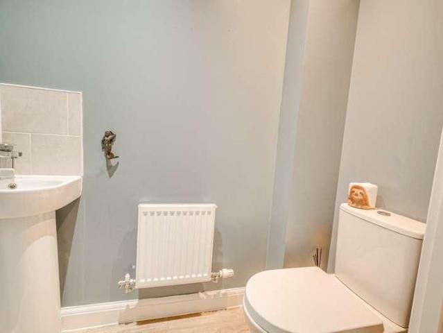 House for sale in Clipstone, Eggington