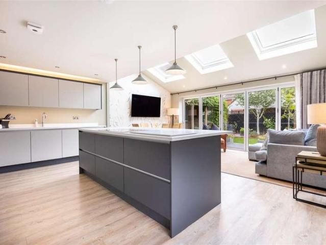 House for sale in Dickens Heath, West Midlands