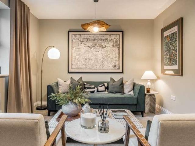 House for sale in Bray Wick, Maidenhead