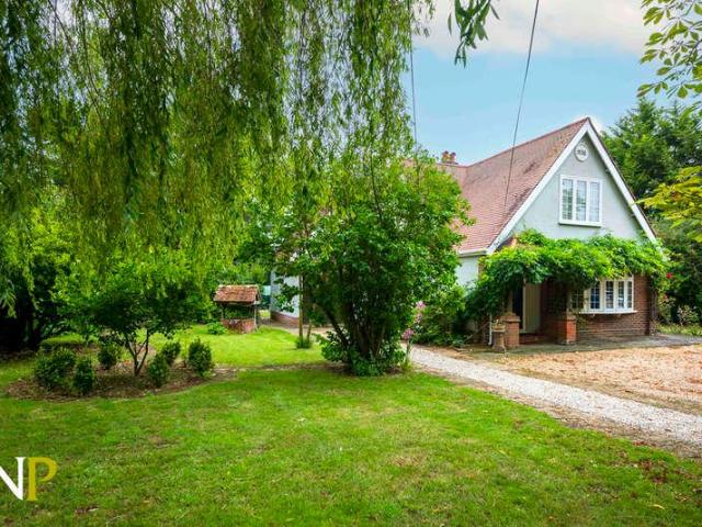 House for sale in Fordham Heath, Essex
