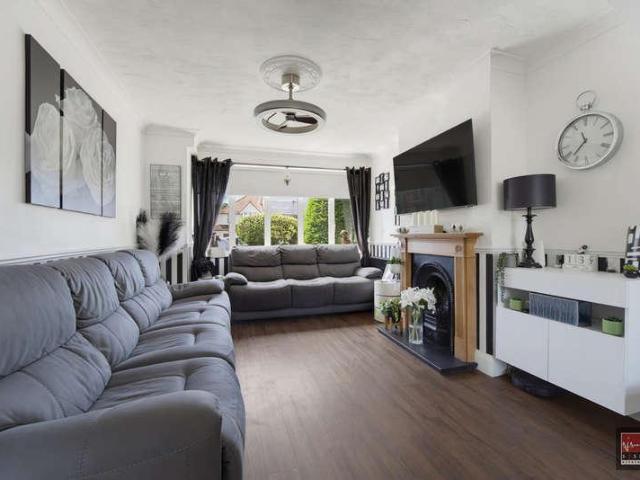 House for sale in Staines, Surrey