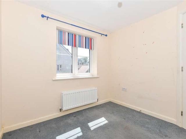 House for sale in Willesborough, Bridgefield