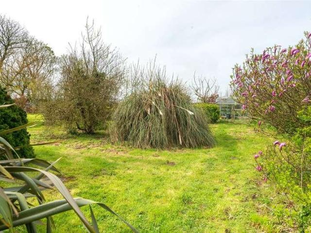House for sale in Llanfachraeth