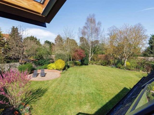 House for sale in Green Close, Warwickshire