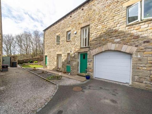 House for sale in Halton-with-Aughton, Bare
