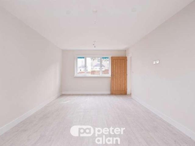 House for sale in Five Locks, Wales