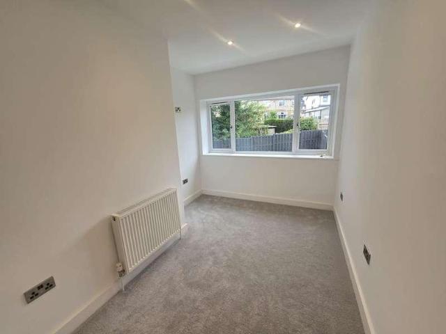 House for sale in Heaton Royds, Bradford