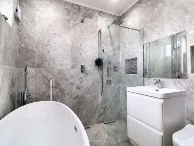 House for sale in New Eltham, Greater London