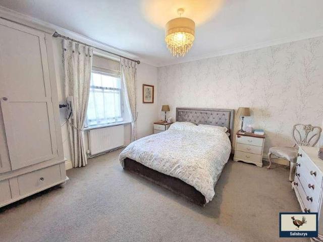House for sale in Weir Quay, Devon