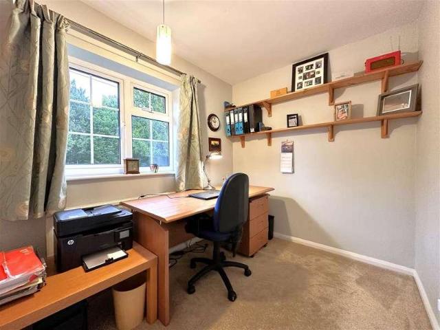 House for sale in Alverton, East Midlands