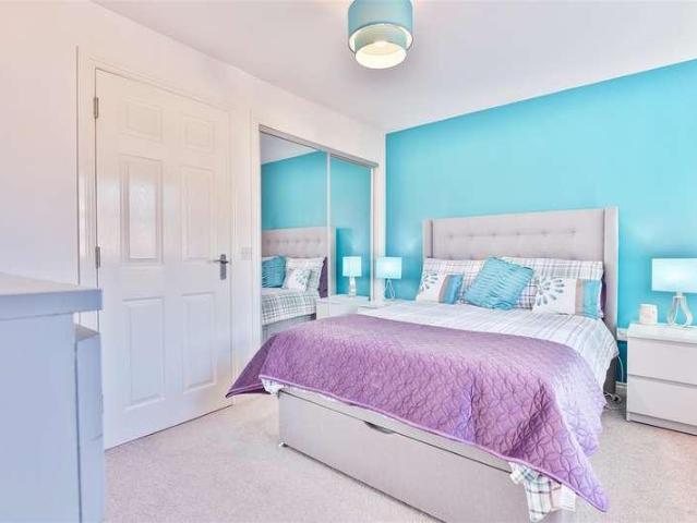 House for sale in Lanark, Scotland