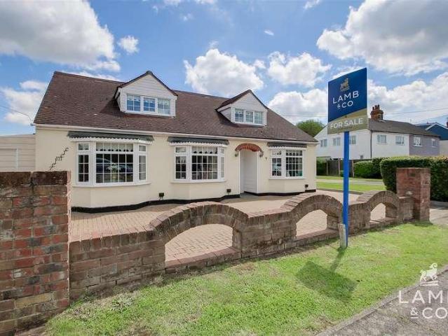 House for sale in Weeley, Dale Hill
