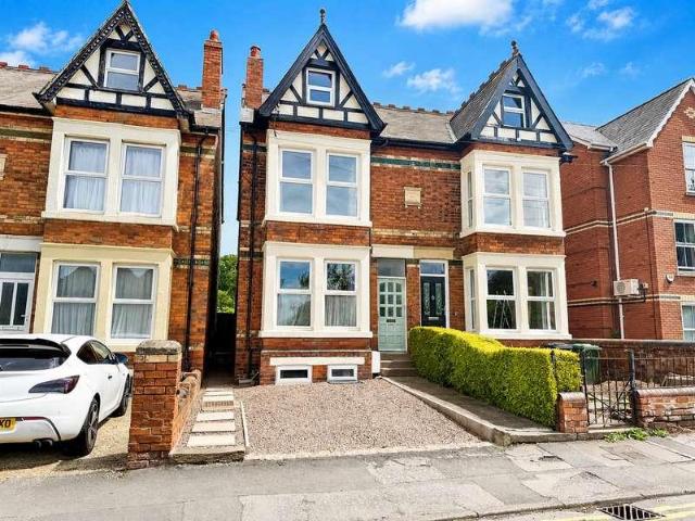 House for sale in Portfields, Lower Bullingham