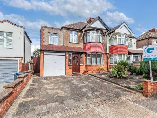House for sale in Surbiton, Tolworth