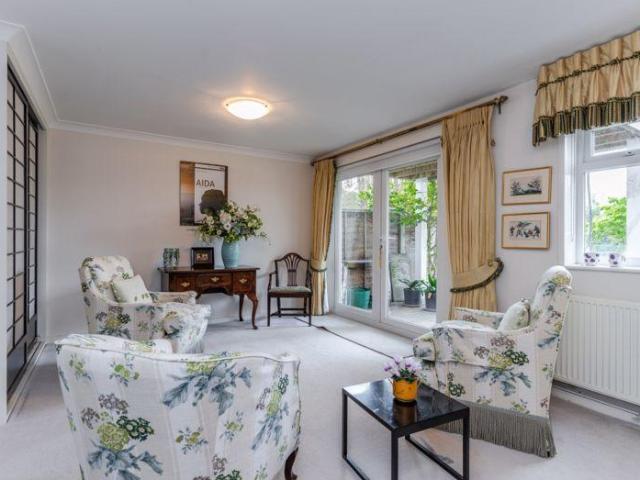 House for sale in Lunnon, Buckinghamshire