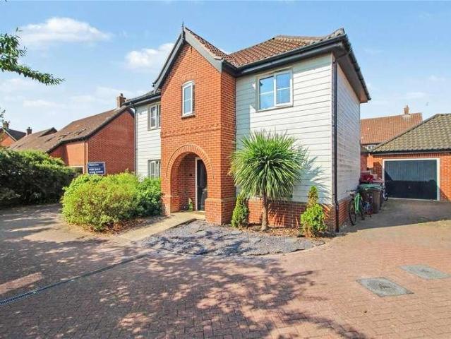 House for sale in Framingham Earl, South Norfolk