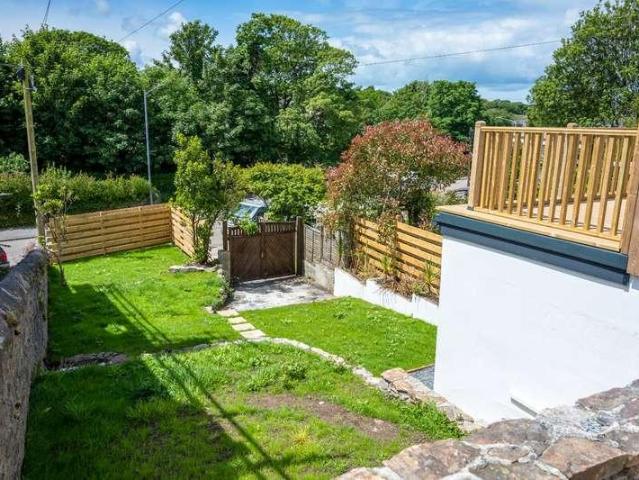 House for sale in Mount Ambrose, Cornwall