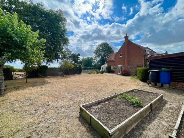 House for sale in Eastbridge, Suffolk