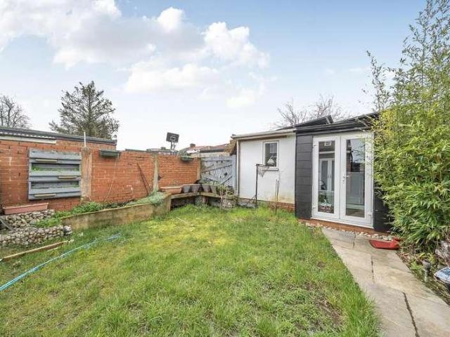 House for sale in Greater London