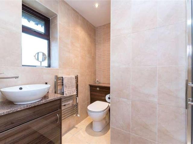 House for sale in Leeds