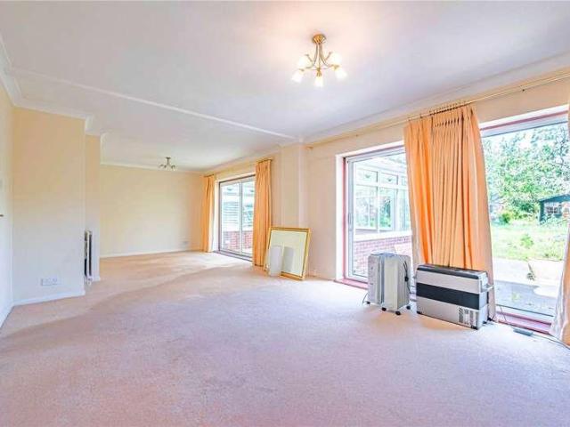 House for sale in Tilsworth, Bedfordshire