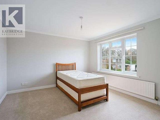 House for sale in The Wells, Surrey