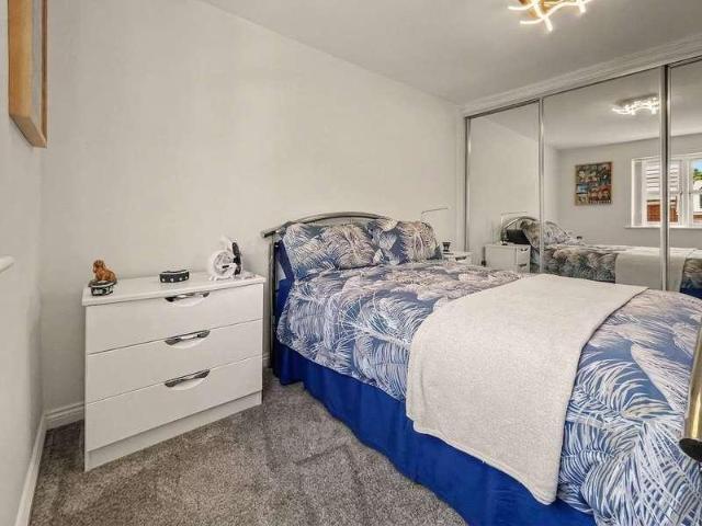House for sale in Georgia, Greater Manchester