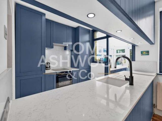House for sale in London Borough of Barking and Dagenham, Greater London