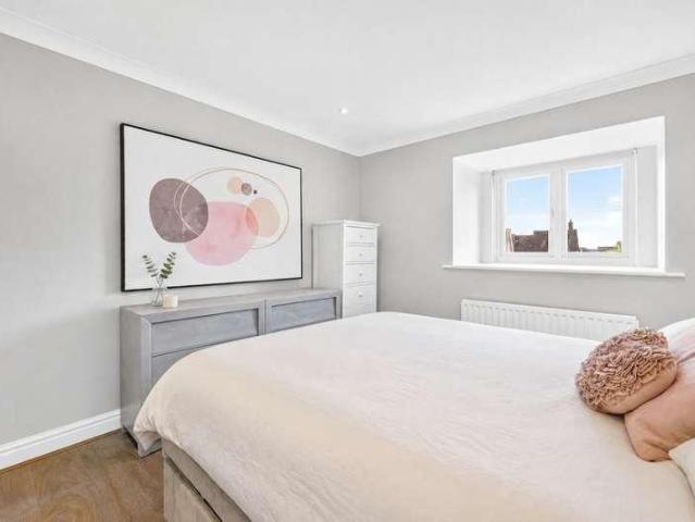 House for sale in Greater London