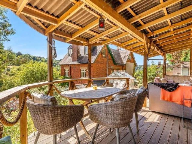 House for sale in Brimscombe and Thrupp, School House