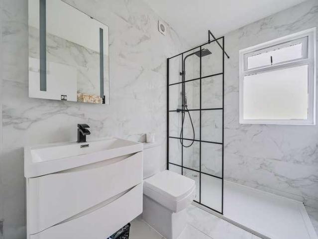 House for sale in Pinner, Greater London