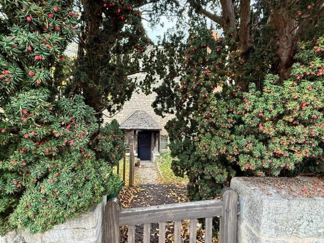 House for sale in Thrupp, School House