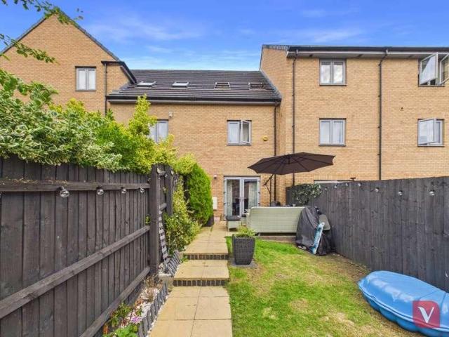 House for sale in Dunstable, Bedfordshire