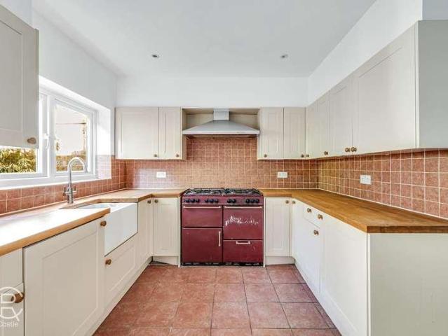House for sale in London Borough of Ealing, Hanwell