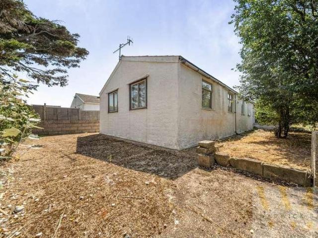 House for sale in Fishersgate, West Sussex