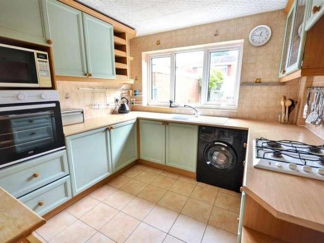 House for sale in Stone, Baswich