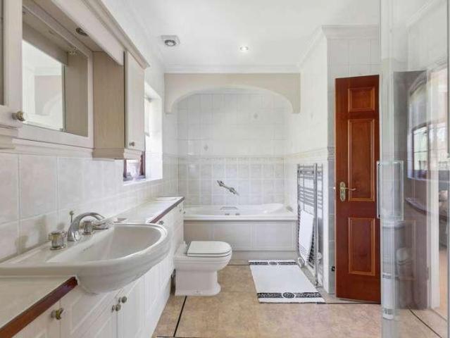 House for sale in Berrick Salome, Oxfordshire