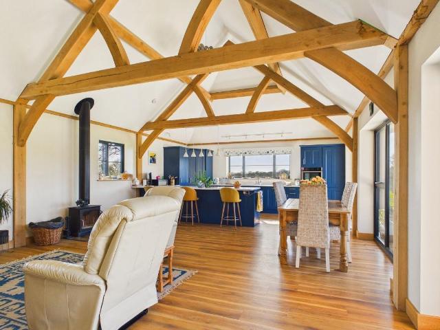 House for sale in Marle Green, Cross In Hand