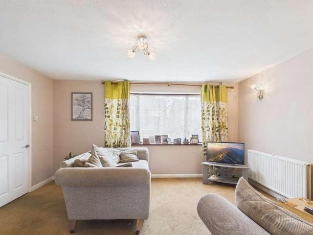 House for sale in Holybrook, Reading