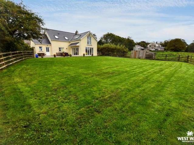 House for sale in New Moat
