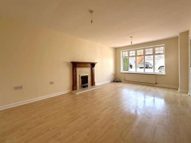 House for sale in Coddington, Alverton