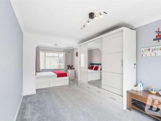 House for sale in Corbets Tey, Greater London