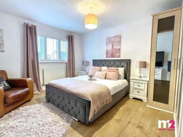 House for sale in Llanbadoc, Wales